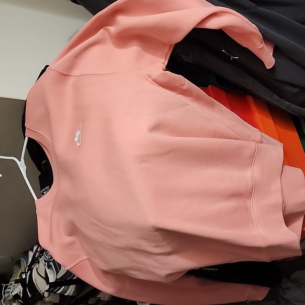 This is a Nike sweatshirt brand-new never worn